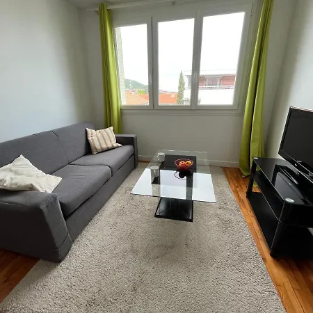 Appartement Charmant 2 Pieces Parc Montjuzet